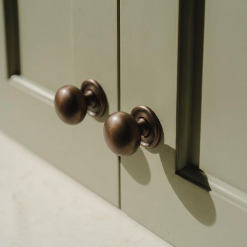 Cotswold Bun Cabinet Knob 19 MM
