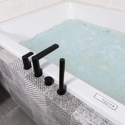 خلاط حوض استحمام من تشكيلة تياترو