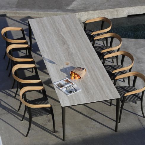 U-Nite Outdoor Dining Table