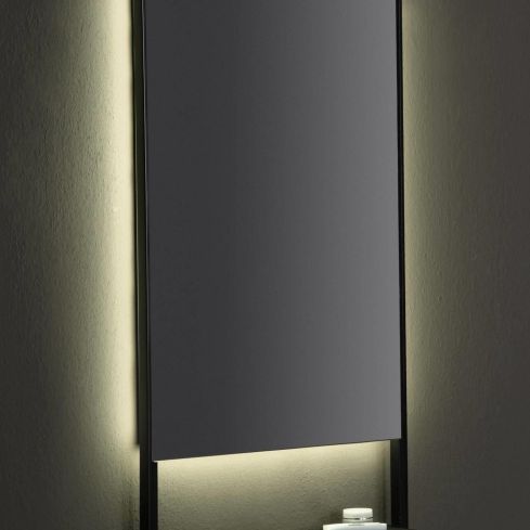 مرآة مضاءة تعمل بدون لمس مع رف من تشكيلة كاستور