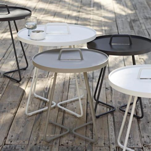 Su-On The Move Outdoor Side Table