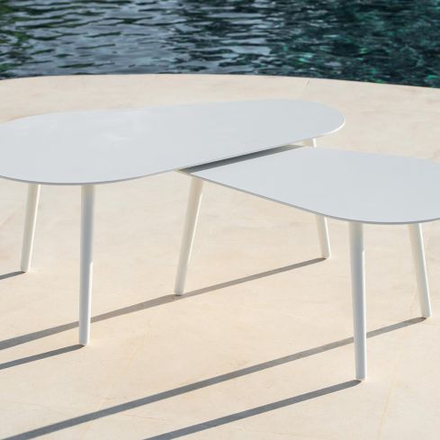 طاولة جانبية أمازون بيضاء