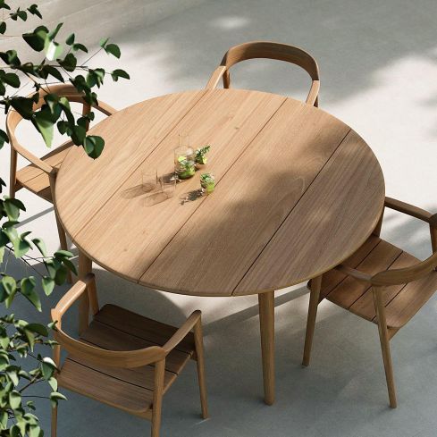 Grasshopper Outdoor Round Dining Table