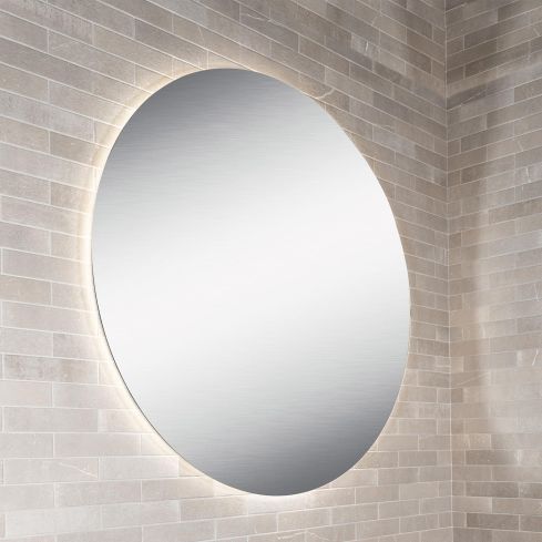 مرآة مزودة بإضاءة خلفية من تشكيلة جنيفا