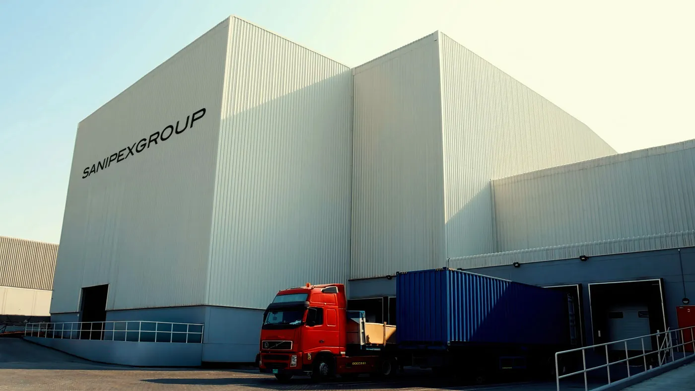 Global Distribution & Manufacturing Centres